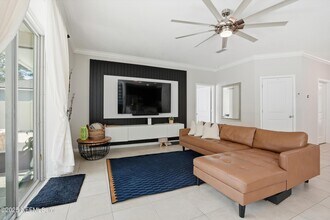3884 Hammock Bluff Dr in Jacksonville, FL - Building Photo - Building Photo
