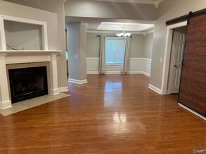 101 Fawn Forest Dr in New Market, AL - Foto de edificio - Building Photo