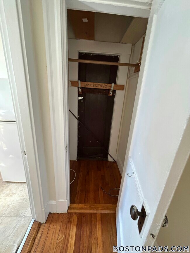 1144 Commonwealth Ave, Unit 44 in Boston, MA - Building Photo - Building Photo