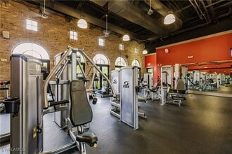 9067 Capistrano St N in Naples, FL - Building Photo - Building Photo