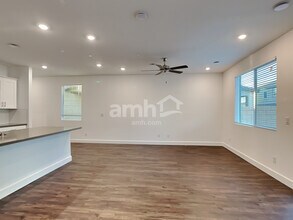 10430 Bee Balm St in Las Vegas, NV - Building Photo - Building Photo
