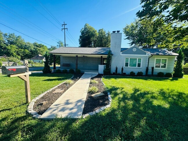 property at 602 W Glenwood Ave NE