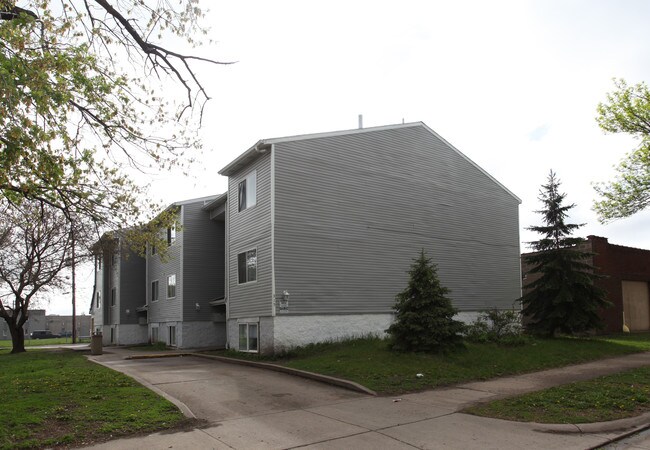 315 Buchanan St NE in Minneapolis, MN - Foto de edificio - Building Photo