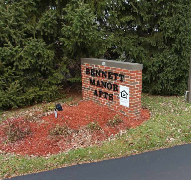 Bennett Manor Senior Apartments in East Syracuse, NY - Building Photo - Building Photo