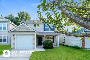 305 Barshay Dr in Covington, GA - Building Photo