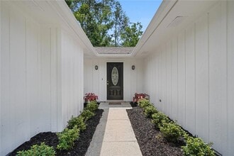 401 Inspiration Ln in Covington, LA - Foto de edificio - Building Photo