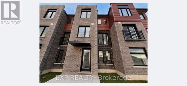 19 Fairlane Ave in Barrie, ON - Building Photo - Building Photo