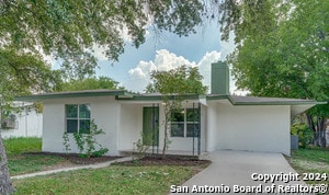 2626 W Mistletoe Ave in San Antonio, TX - Building Photo - Building Photo
