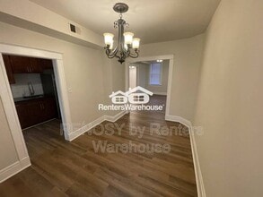 2855 W Cold Spring Ln in Baltimore, MD - Building Photo - Building Photo