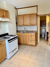 156 Main St, Unit 8 in Saco, ME - Building Photo - Building Photo