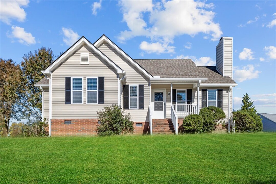 5332 Cottage Bluff Ln in Knightdale, NC - Building Photo