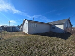 512 1/2-417 1/2 16th St W in Billings, MT - Building Photo - Building Photo