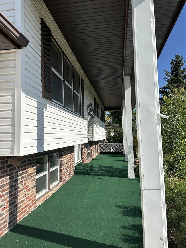 4732 Windmill Rd in Cheyenne, WY - Foto de edificio - Building Photo
