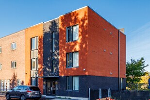 5417 Laurendeau Rue in Montréal, QC - Building Photo