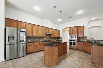 Room in House on Smoke Tree Dr in Murphy, TX - Foto de edificio - Building Photo