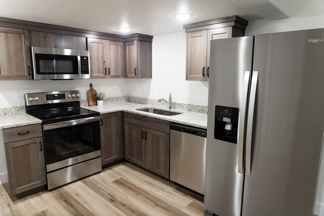 771 S 1360 E, Unit Basement