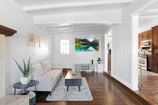 1271 Essex St in Imperial Beach, CA - Building Photo