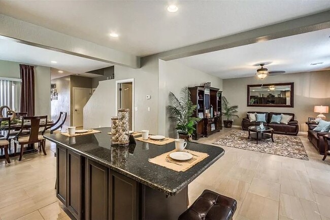 12122 Chapel Hill Rd in Horizon City, TX - Building Photo - Building Photo