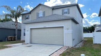 16834 Sunrise Vista Dr in Clermont, FL - Building Photo