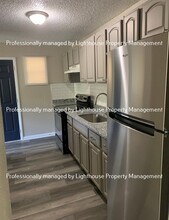 9036 Castle Blvd in Jacksonville, FL - Building Photo - Building Photo