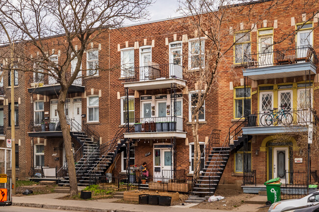 5785-5791 De Lorimier Av in Montréal, QC - Building Photo - Primary Photo