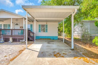 22011 Lakeview Dr in Panama City Beach, FL - Building Photo - Building Photo