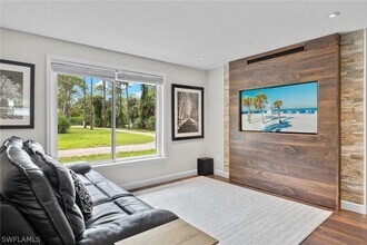 210 29th St SW in Naples, FL - Building Photo - Building Photo