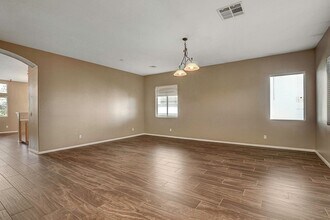 8312 Fritzen Ave in Las Vegas, NV - Building Photo - Building Photo