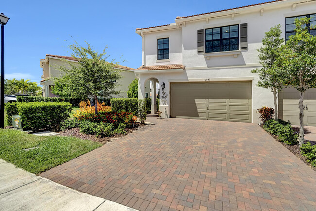 10043 Akenside Dr in Boca Raton, FL - Building Photo - Building Photo