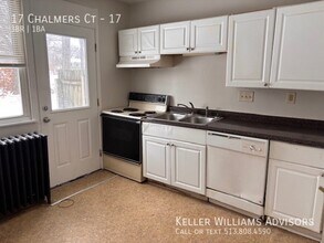 17 Chalmers Ct in Cincinnati, OH - Building Photo - Building Photo