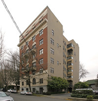 2141 NW Davis St Apartments