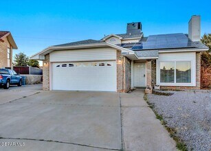 10955 Yogi Berra Cir in El Paso, TX - Building Photo - Building Photo