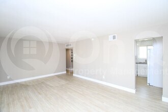 916 E Bethany Home Rd in Phoenix, AZ - Building Photo - Building Photo