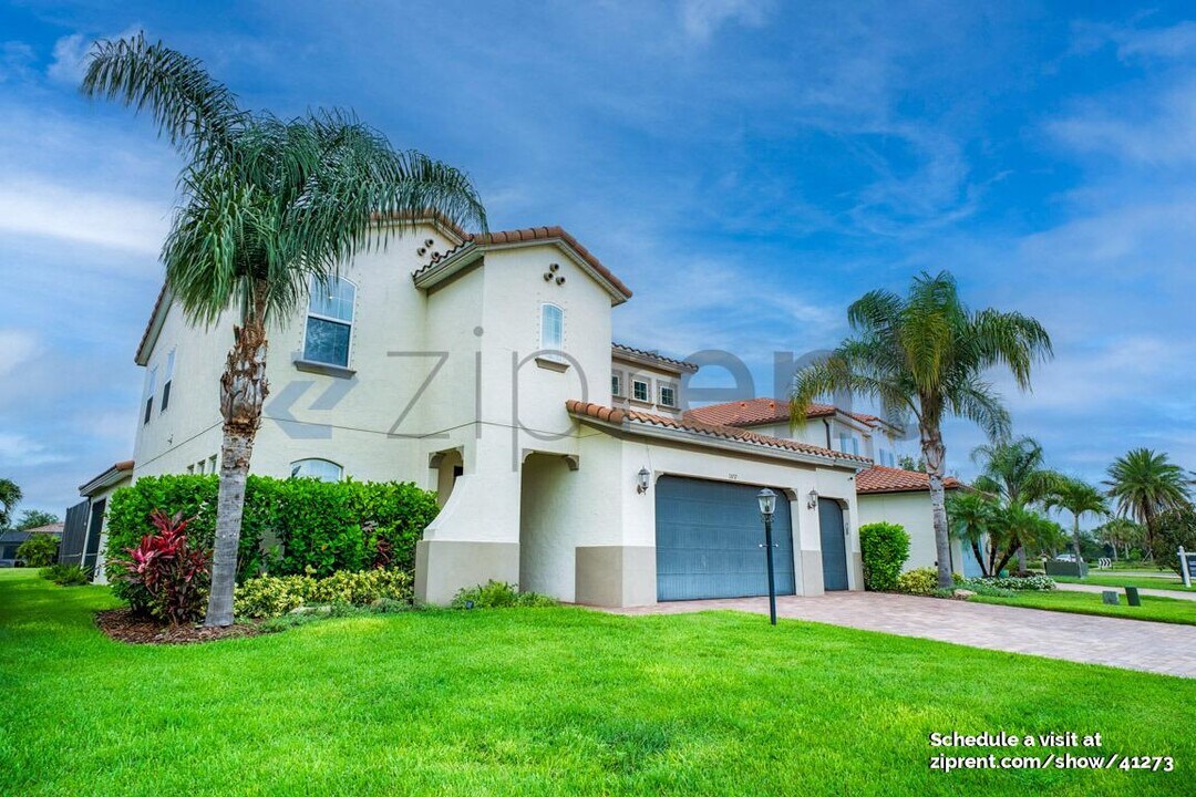13717 Saw Palm Crk Trl in Bradenton, FL - Building Photo