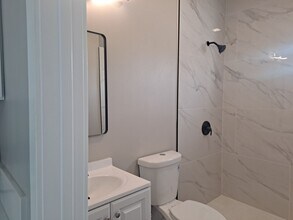 2125 Balboa Ave in San Diego, CA - Building Photo - Building Photo