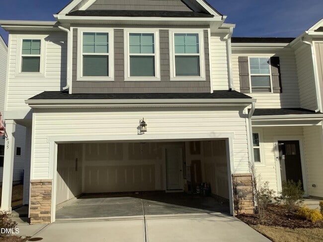 35 Village Edge Dr in Lillington, NC - Building Photo - Building Photo