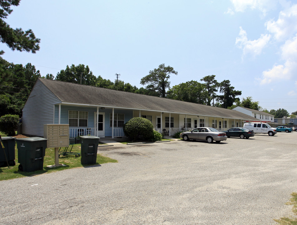 Jordan in Charleston, SC - Building Photo