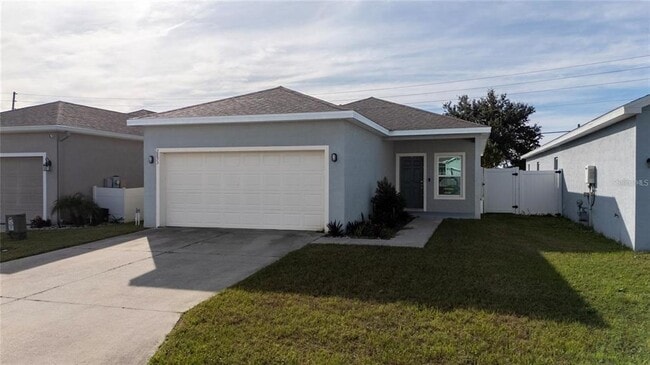 2893 Whispering Trails Dr in Winter Haven, FL - Building Photo - Building Photo