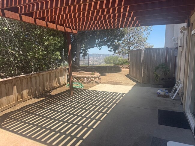 3250 Vista Cielo Ln, Unit Apartment