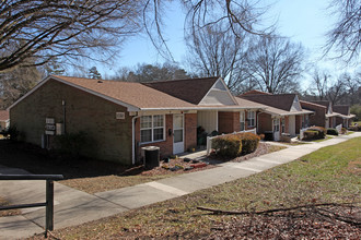 Vaspers Apartments in Winston-Salem, NC - Building Photo - Building Photo