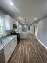 3021 E 138th Pl, Unit 2 in Chicago, IL - Foto de edificio - Building Photo