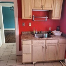 492 Alter Rd in Detroit, MI - Building Photo - Building Photo