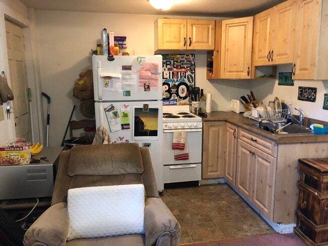 property at 140 VT-100C