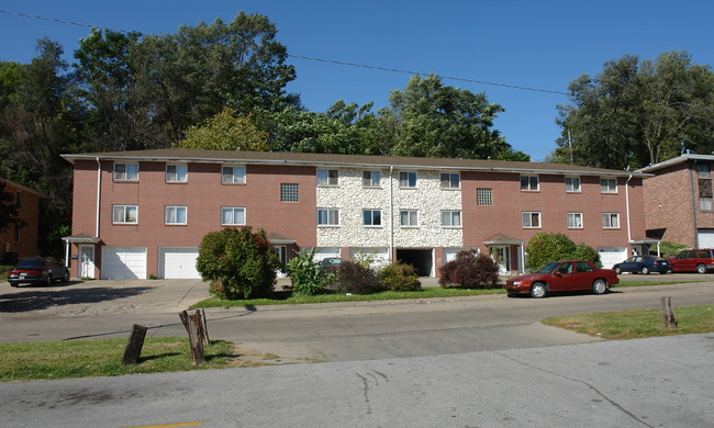 5716 S 14th St in Omaha, NE - Building Photo - Building Photo