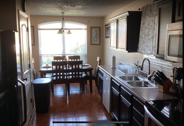 1020 Union Dr in Saginaw, TX - Building Photo - Building Photo