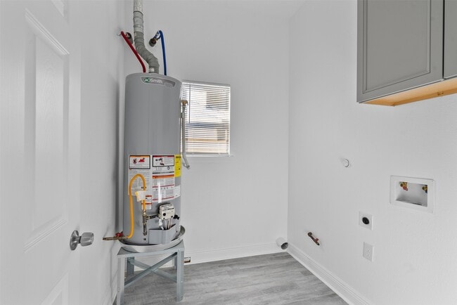 property at 4620 N Railroad Ave