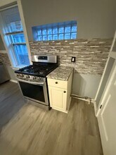 6937 Melrose Ave in University City, MO - Building Photo - Building Photo