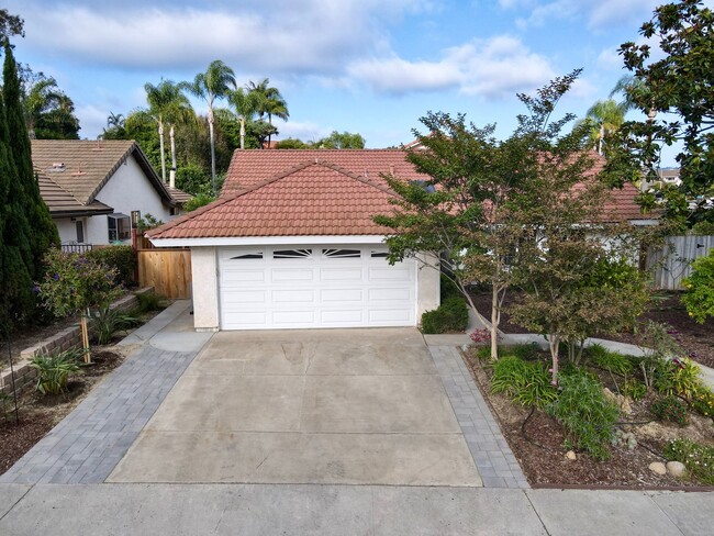property at 7925 Los Pinos Cir