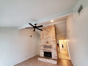 9526 Misty Bridge St in Houston, TX - Building Photo - Building Photo