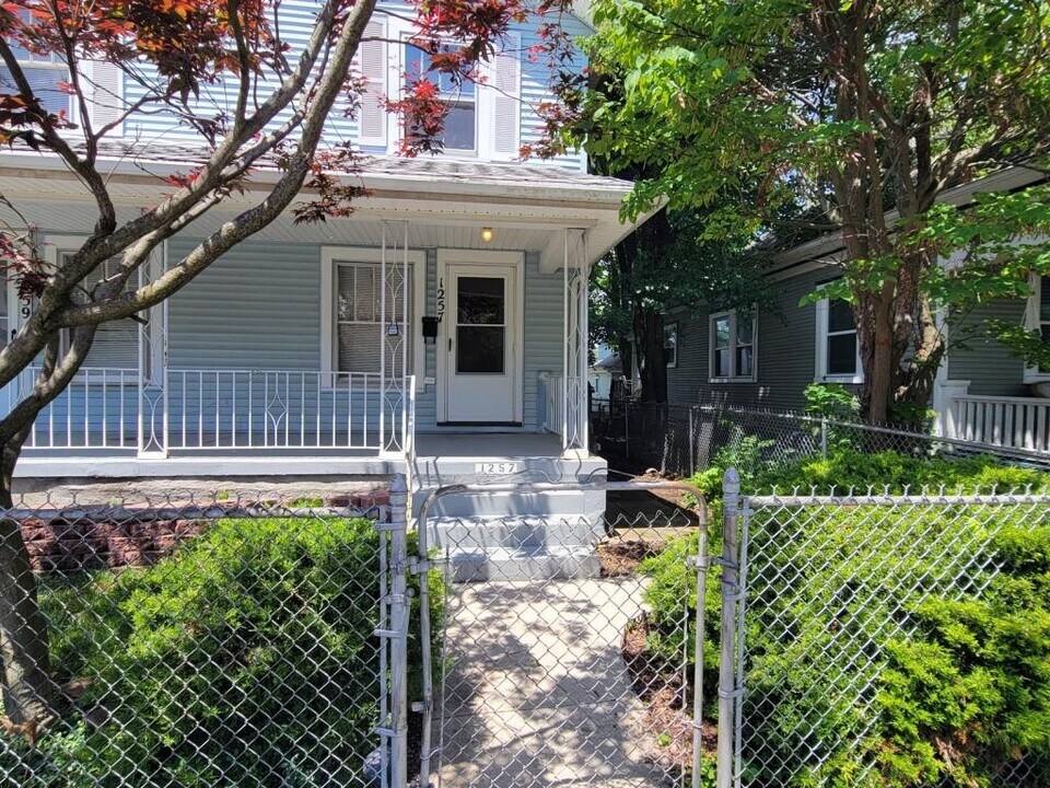 1257 Creighton Ave in Dayton, OH - Building Photo